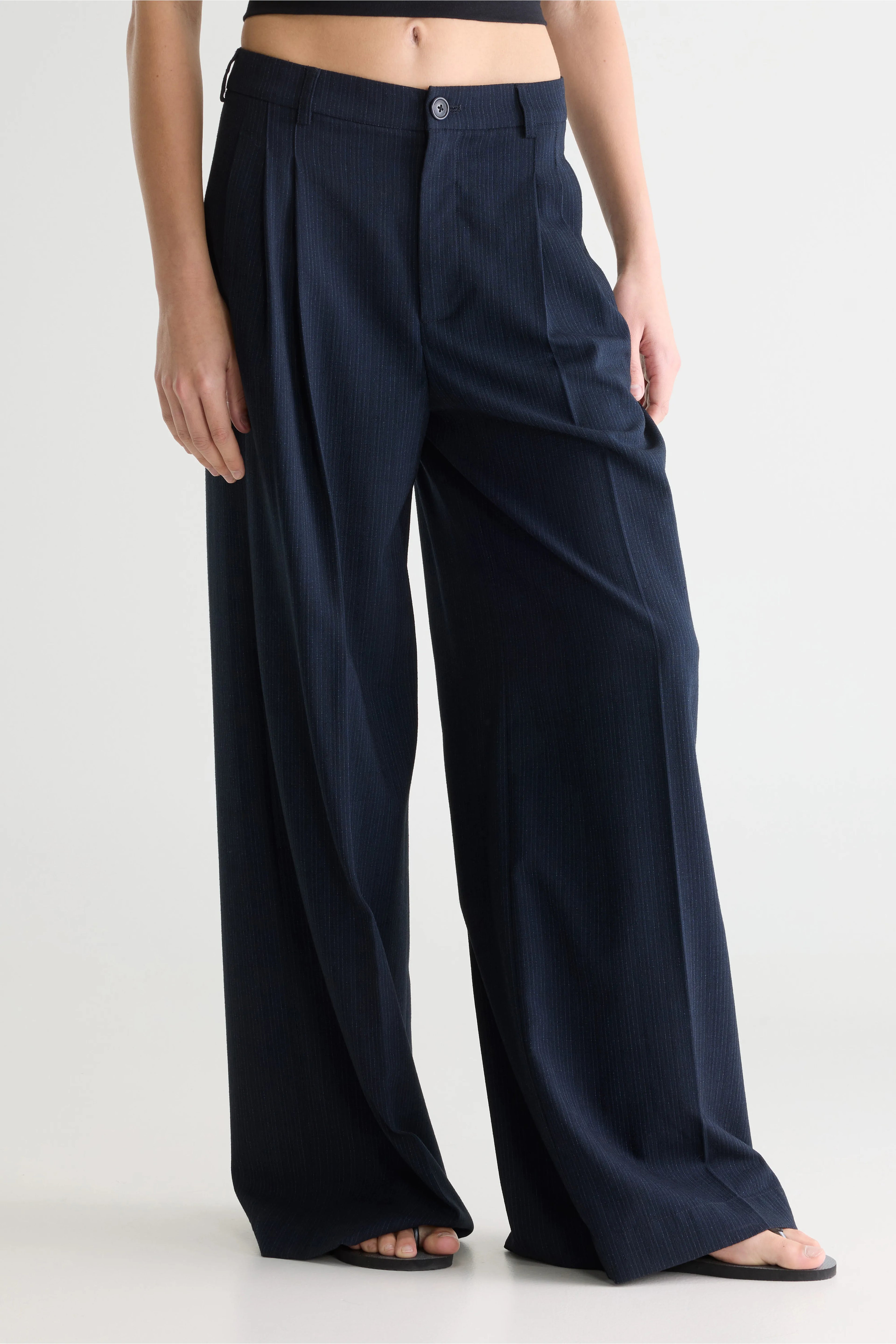 Volkert wide tailored trousers (261 / W / STRIPE A)