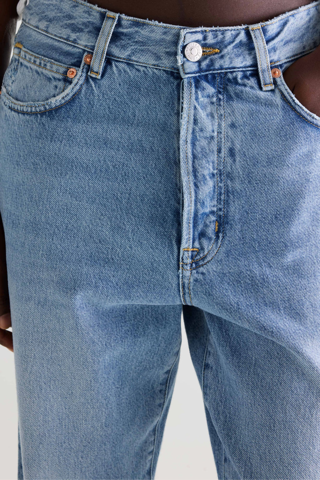 Denim N. 46 wide jeans (261 / W / BLUE BLEACH)