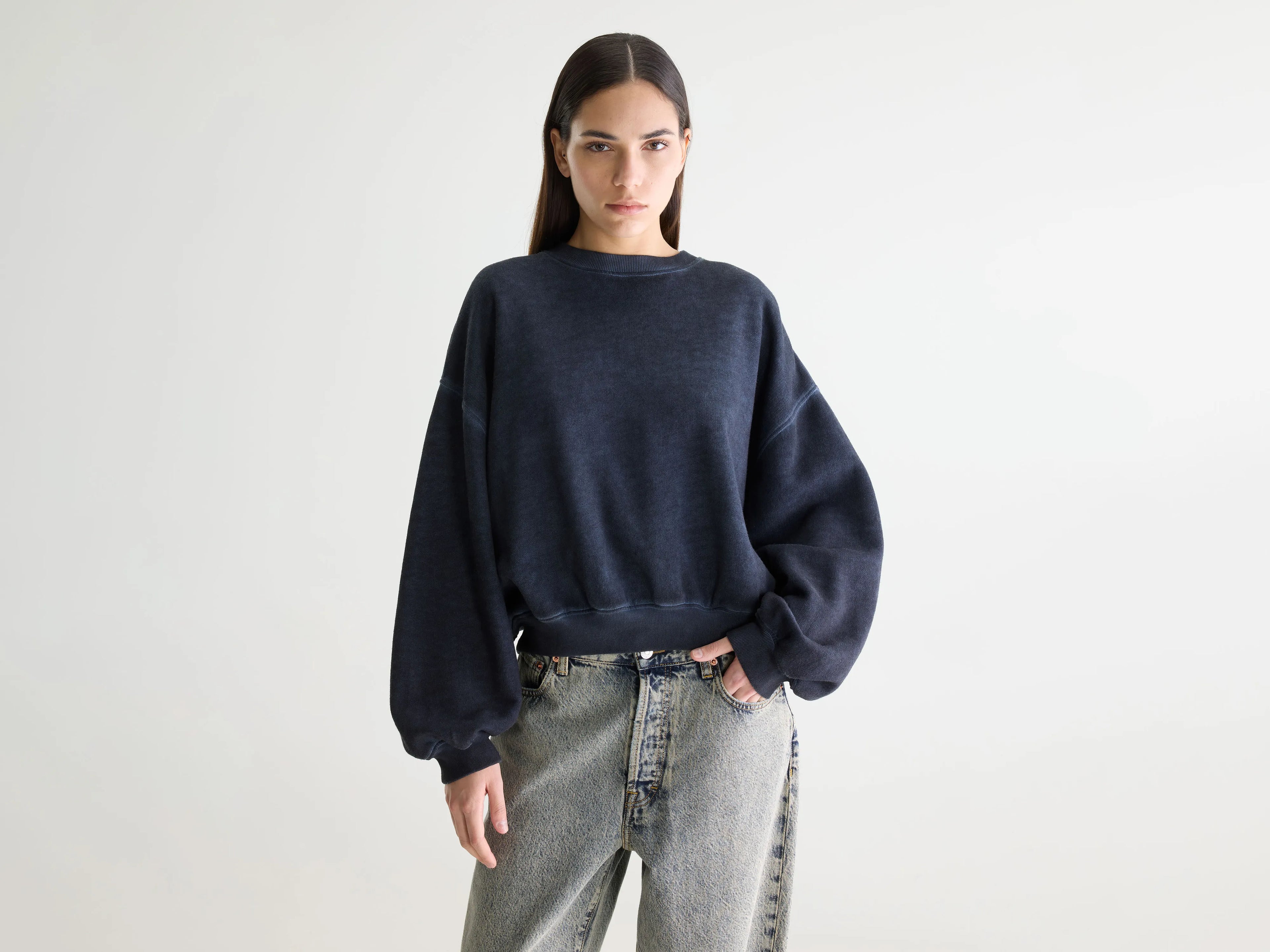 Fancy cropped crewneck sweatshirt (261 / W / NAVY)